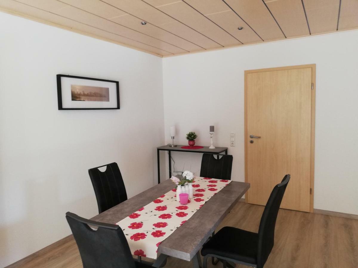 Ferienwohnung An Der Lay Wohnung 2 Bach  Екстериор снимка