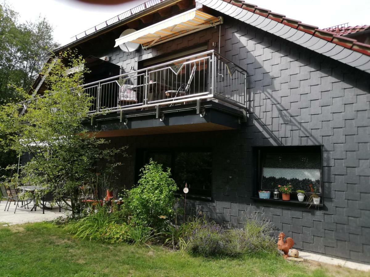 Ferienwohnung An Der Lay Wohnung 2 Bach  Екстериор снимка